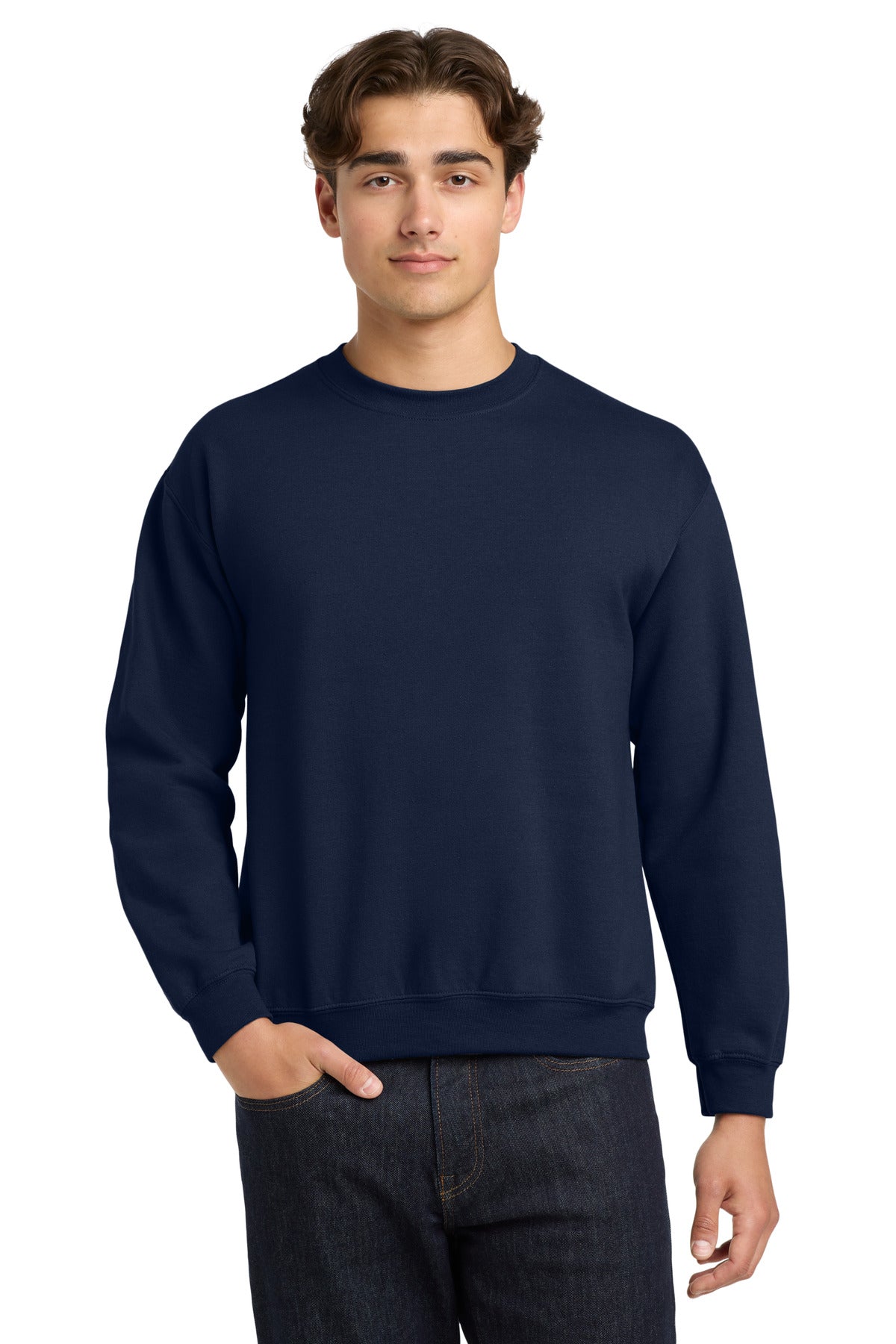 Gildan Heavy Blend Crewneck Sweatshirt. 18000