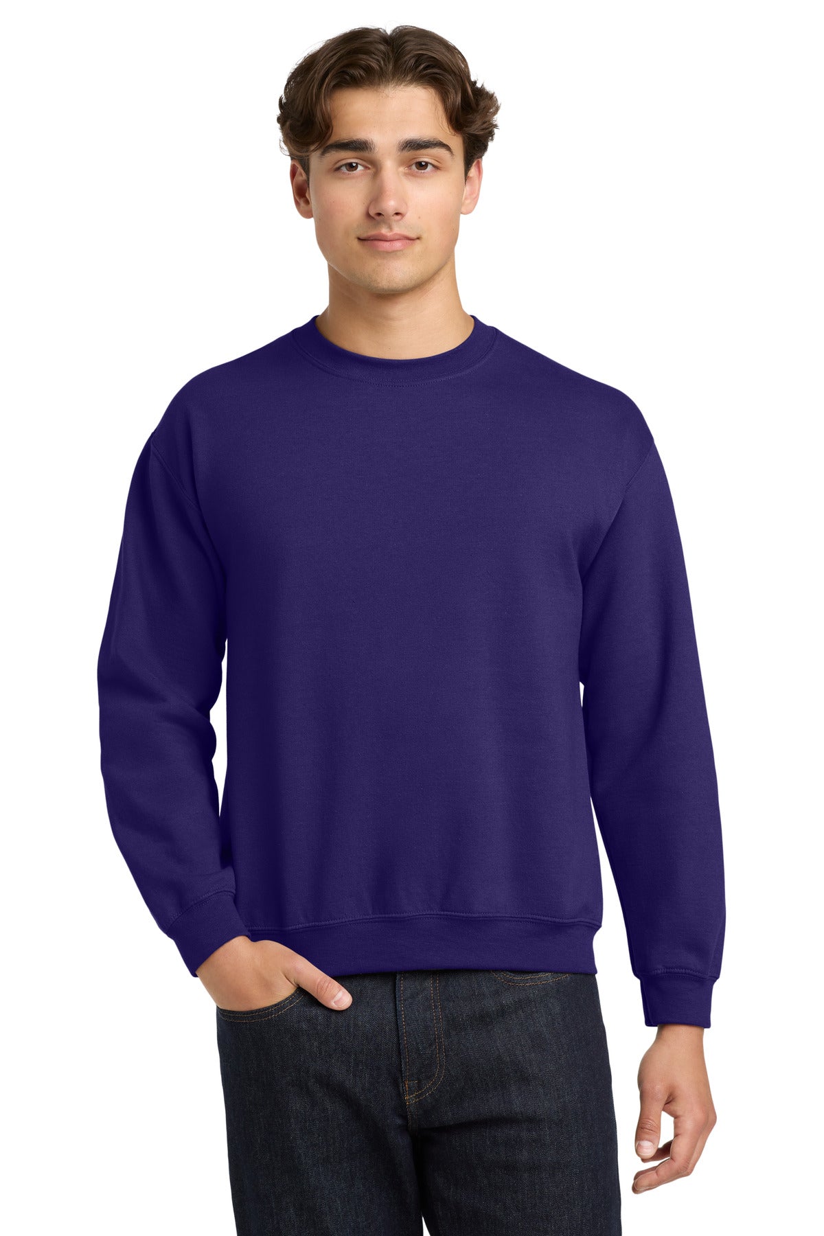 Gildan Heavy Blend Crewneck Sweatshirt. 18000