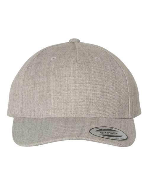 Premium Five-Panel Curved Visor Snapback Cap - 5789M